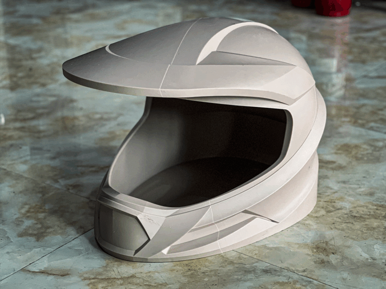 3D printed helmet-shaped mini modular knockdown home design by Lumga.