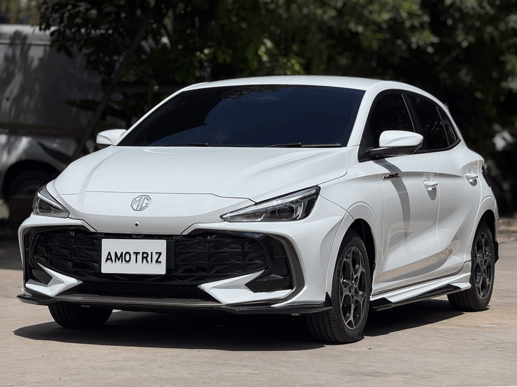 Lumga Amotriz bodykit installed on MG5, showing sporty and modern design